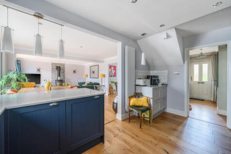 1299368-13-68372d...