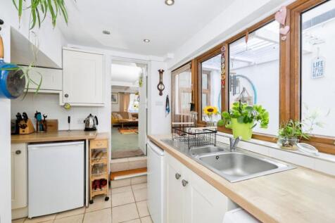 Cottage Kitchen