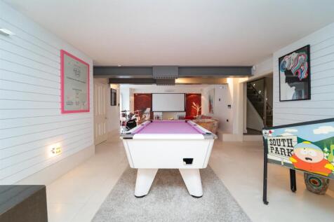 6 bed, 2 bath Semi-Detached in Manchester - Photo 19