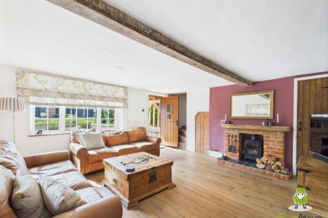 EweMove Basingstoke Estate Agents 17 Vyne Road
