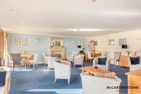 8584632-interior01.jpg