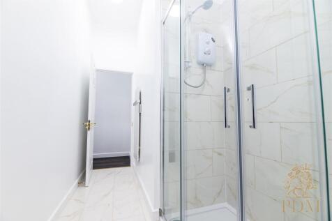 Bank Apartments Peveril St Nottingham NG7 4AH