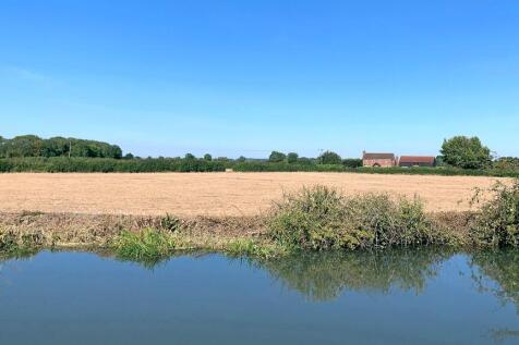 Canal frontage.