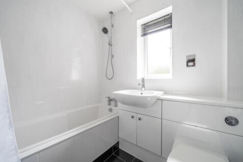 1348785-7-68b82b3ca130e