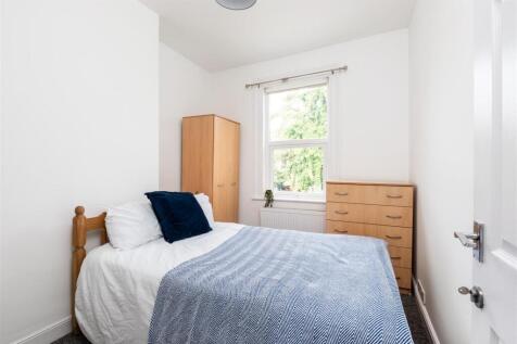 16 St Kildas Road-11.jpg