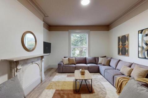 8 Bedroom House in LS6 1BJ