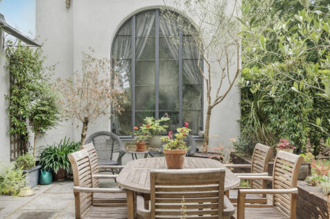 1299518-16-683587...