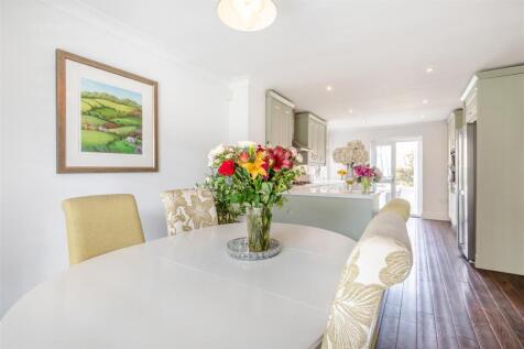 8683724-interior04.jpg