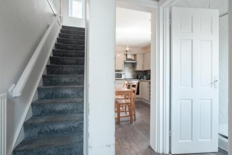 2 Beckside Road (3 of 17).jpg