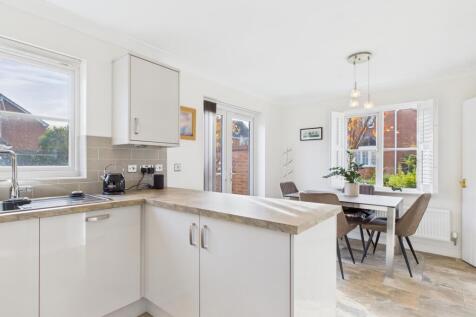 EweMove - Spalding - Shearers Drive - Kitchen