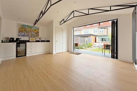 Studio Outbuilding