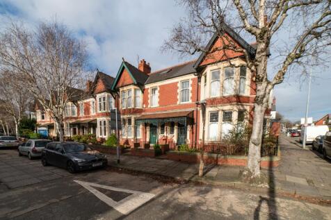 Award Winning CPS HOMES Media team_40