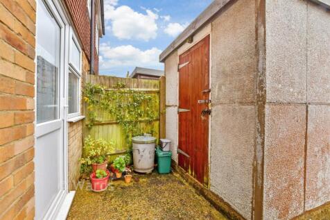 Workshop/Outbuildings