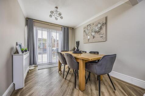 103 Purbrook Gardens, Purbrook-PorticoMarketing-So
