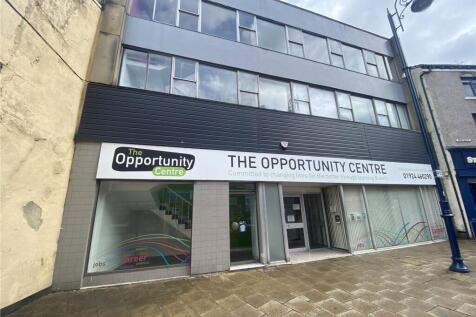 Retail Property (high street) to rent in dewsbury