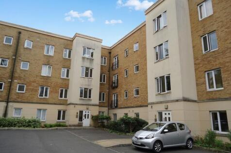 A well presented two bedroom apartment situated in a popular residential development, offering comfortable and modern living with the added benefit of an allocated parking space.