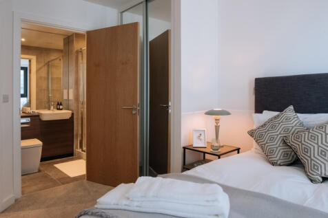2 Bed Show Flat 26 (9)