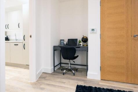 Show Apartment