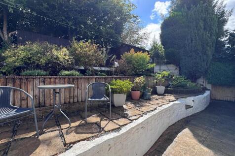 17 Lindale Drive-External 4.jpg