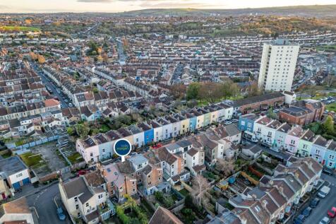 24 Somerset Terrace, Windmill Hill, Bristol BS3 4L