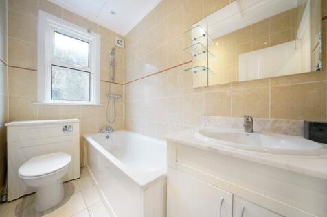 Bathroom combined W.c