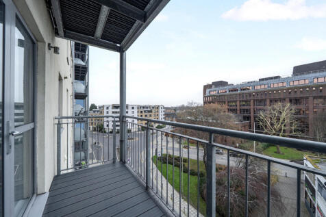 1395052-2-694a8f1...