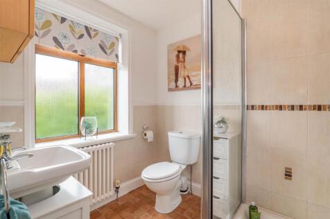 Master Bedroom Ensuite