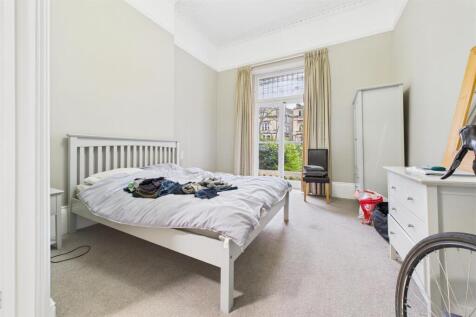 Flat 2, 21 Tyndalls Park Road, Clifton, Bristol BS