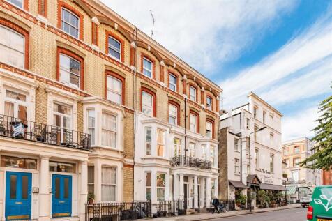 A secure, second floor, modern studio apartment located on Wrights Lane just south of High Street Kensington. The property comprises of an open plan living area with a fully equipped kitchenette and a