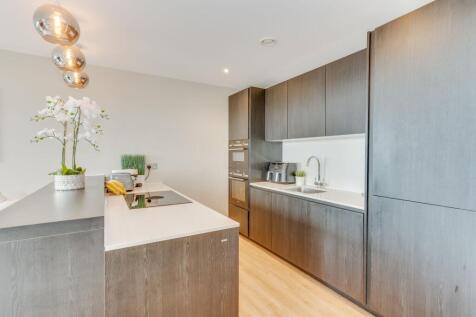 OPEN PLAN KITCHEN, DINER AND LIVING ROOM