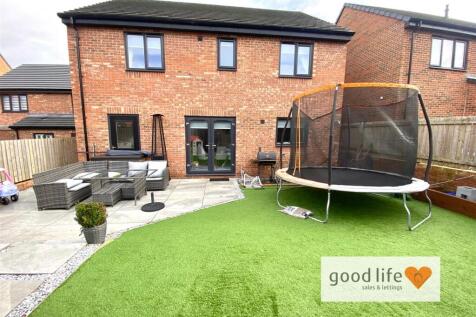 20260224_111851668_iOS12greenchapelway.jpg