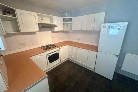 kitchen 2.jpg