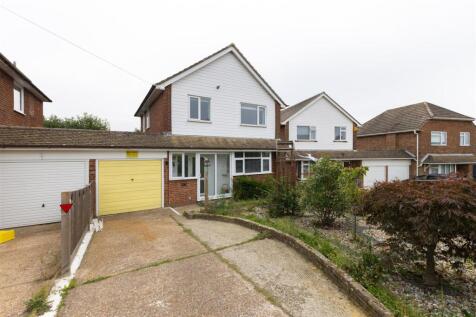 3 Bedroom Detached in TN37 7JZ