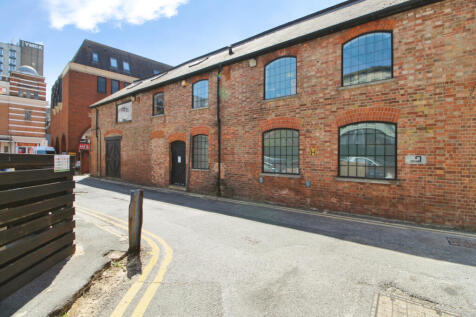 Two Double Bedroom 1st Floor Flat To Rent