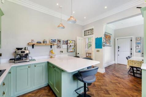 Breakfast Kitchen Aspect 3