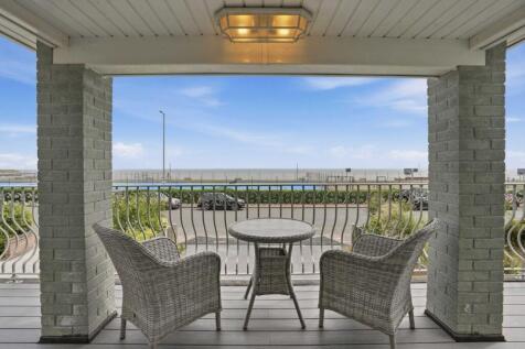 Balcony sea view.JPG