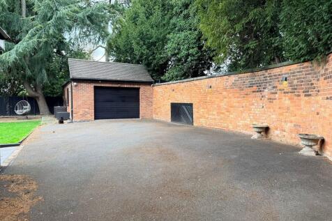 Double Garage
