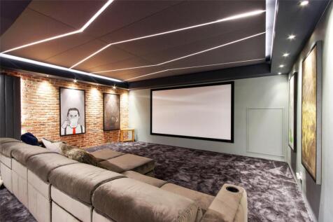 Cinema/Games Room