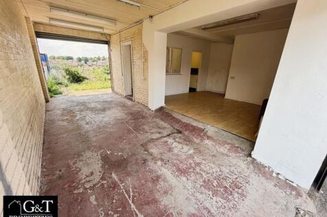 UNIT/GARAGE