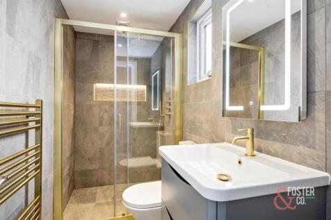 Mortimer Road, 3 Bathroom-035.JPG