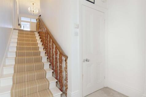 5 royal court_15.jpg