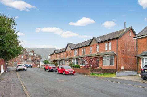 4_7 blackdales avenue_04.jpg