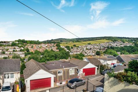 Views of Coombe Valley and beyond