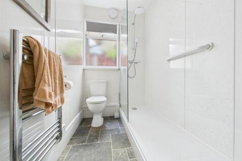 Cliff Lodge, 13 Old Teignmouth Road, Dawlish EX7 0