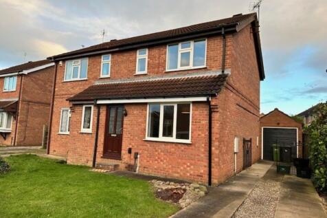 3 Bedroom Semi-Detached in YO26 5RR