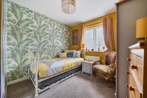 1374630-12-690887...