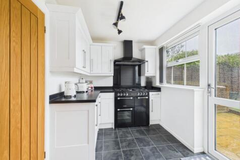 7. CAM04922G0-PR0087-STILL008