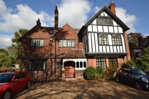 2 Bedroom Flat in BR1 2HG
