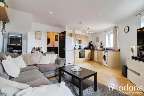 Open Plan Kitchen & Living