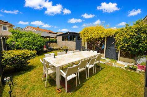 GARDEN 1